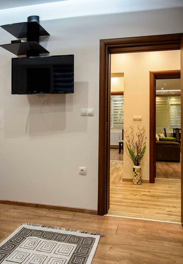 Luxury 2 Bedroom,2 Bathroom Apart ,Free Parking 플로브디프 외부 사진