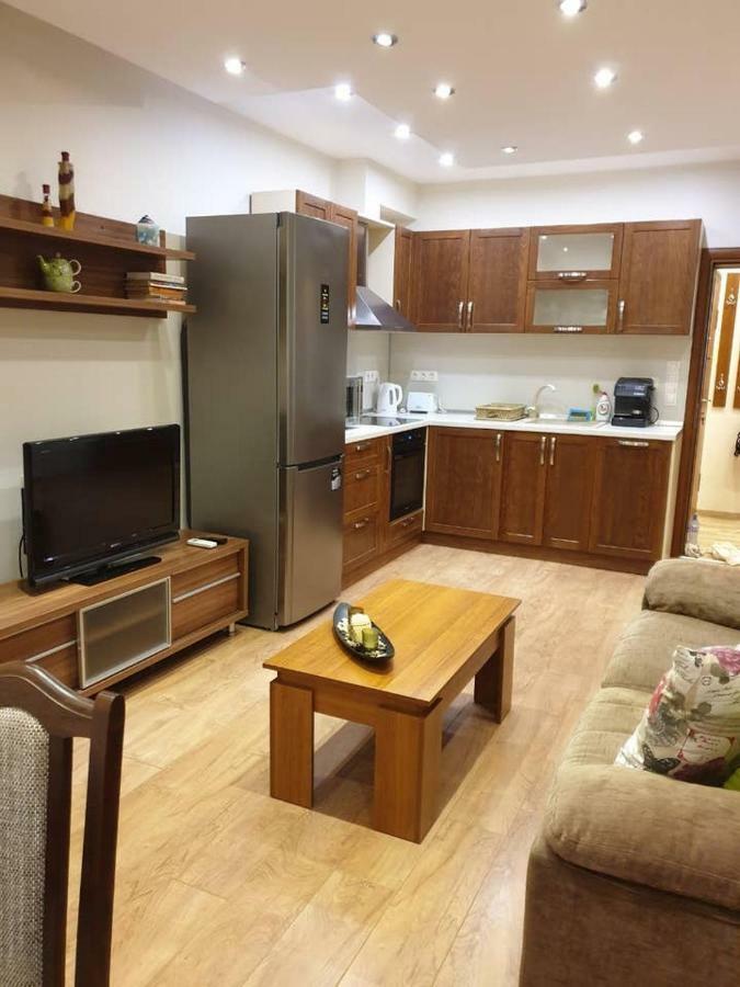 Luxury 2 Bedroom,2 Bathroom Apart ,Free Parking 플로브디프 외부 사진